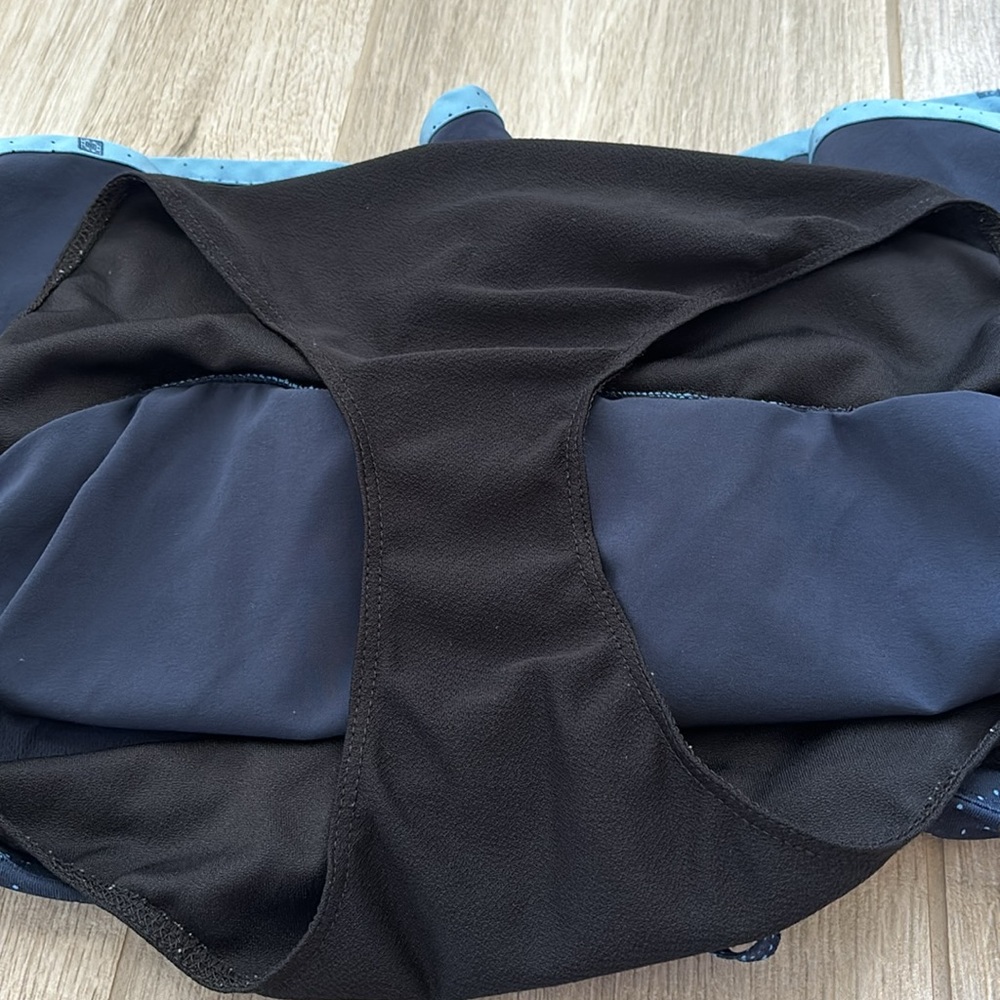 Patagonia Blue Athletic Shorts Size Large - Picture 13 of 13